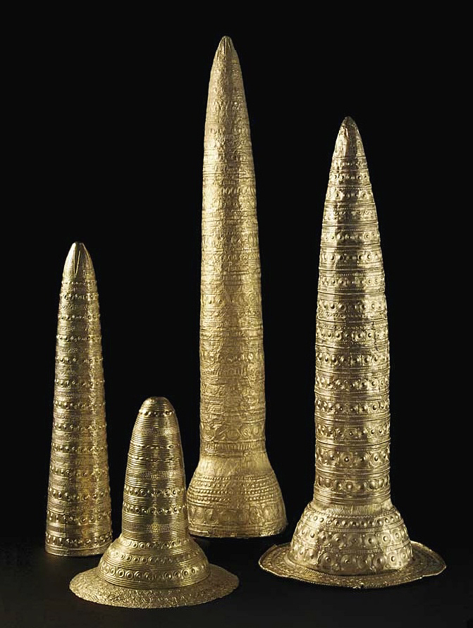 The four Golden Hats